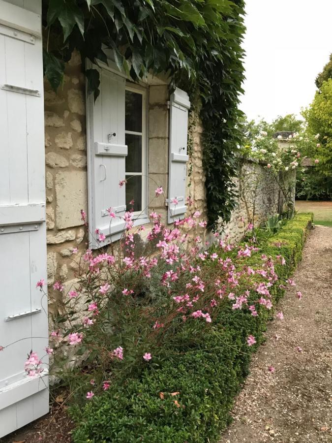 La Laiterie Du Logis Bed & Breakfast Chaniers Exterior foto